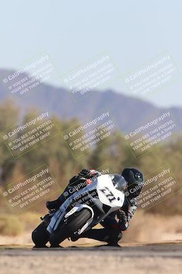 media/Nov-02-2025-CVMA (Sun) [[337aff29ab]]/Race 8-Formula Lightweight Twins Shootout/